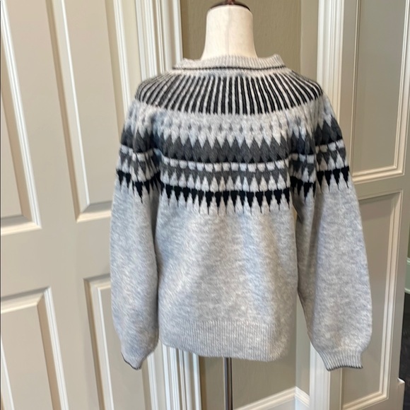 Karen Kane Fair Isle Jacquard  Gray and Black Crew Neck Sweater M - Picture 7 of 10